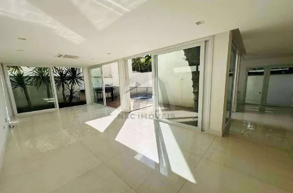 CA5048 - Casa de 365m², à venda R$3.950.000 - Jardim Petrópolis/SP