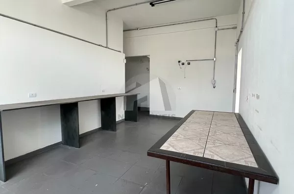 Ponto para venda e aluguel, R$2.000.000 / R$15.000 Jardim Monte Azul, São Paulo.