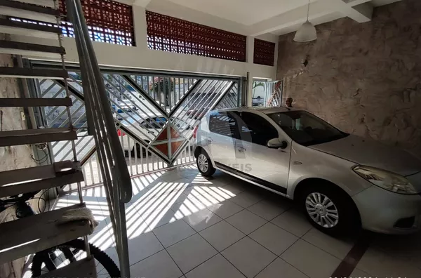 Sobrado para venda, 4 quarto(s),  R$650.000 Jardim Guanhembu, São Paulo