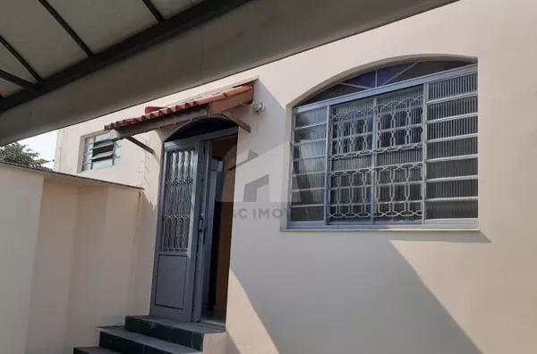 Salão com 348m², 4 suítes para locação no Jardim Ipanema - São Paulo/SP