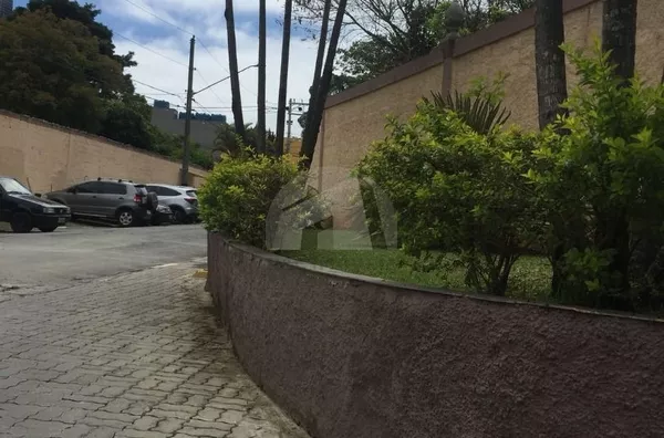 Apartamento com 2 dormitórios à venda, 60 m² por R$ 300.000 - Vila São José - São Paulo/SP