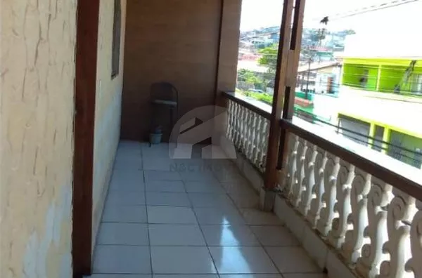 Sobrado com 4 dormitórios à venda por R$ 900.000 - Vila Quintana - São Paulo/SP
