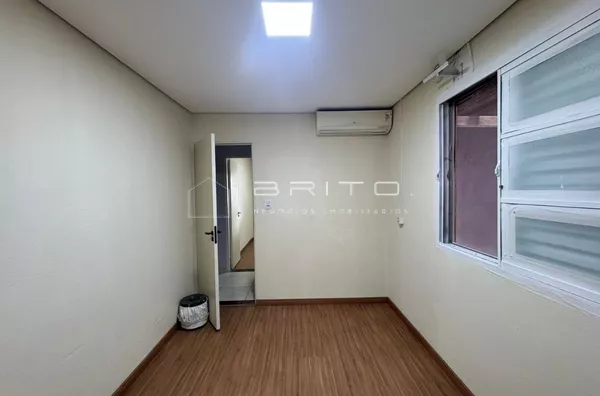 Casa para alugar no Mary dota, 3 Quartos 2 banheiros, quintal, em Bauru-Sp 