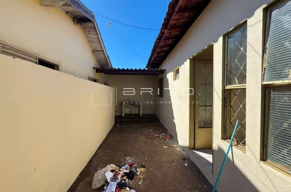 Casa para alugar em Núcleo Habitacional Mary Dota, 1 dormitório, Bauru