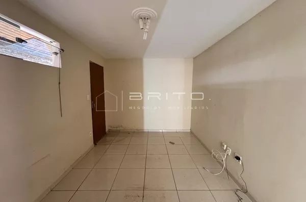 Casa para venda no Núcleo habitacional Gasparini, aceita financiamento,  em Bauru-Sp 