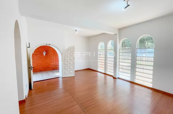 Casa para venda, 4 quarto(s),  Parque União, Bauru
