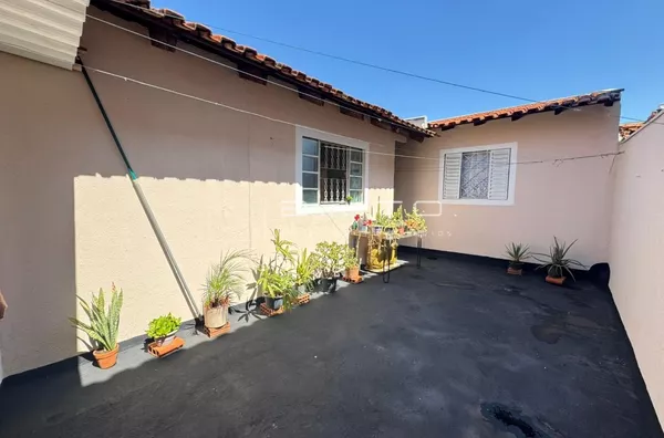 Casa com Edícula para venda em Mary Dota, Bauru-Sp