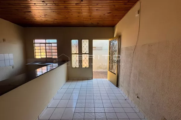Casa para alugar em Núcleo Habitacional Mary Dota, 1 dormitório, Bauru