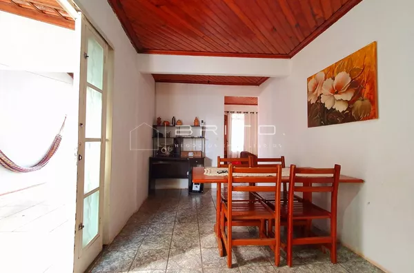 Casa com 3 dormitórios à venda, 180 m² por R$ 280.000,00 - Núcleo Habitacional Mary Dota - Bauru/SP