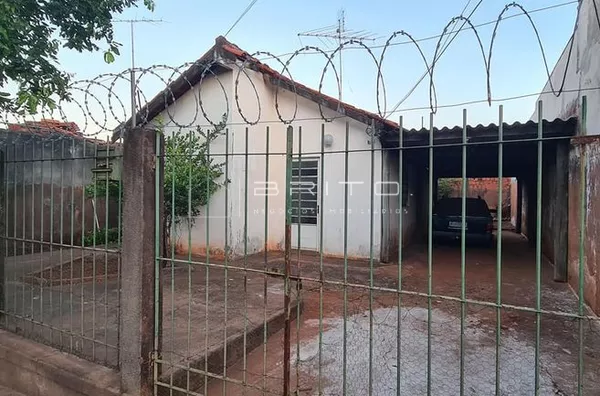 Casa com 3 dormitórios à venda, 60 m² por R$ 180.000,00 - Núcleo Habitacional Mary Dota - Bauru/SP