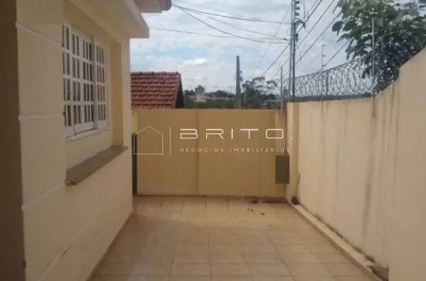 Casa com 3 dormitórios para alugar, 140 m² por R$ 2.500/mês - Vila São João da Boa Vista - Bauru/SP