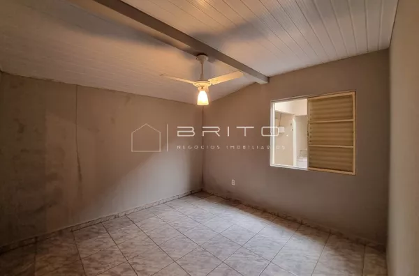 Casa com 5 dormitórios à venda, 205 m² por R$ 370.000,00 - Núcleo Habitacional Mary Dota - Bauru/SP