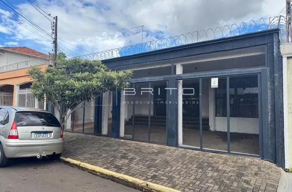 Casa para aluguel e venda, 3 quarto(s),  Vila Santa Clara, Bauru
