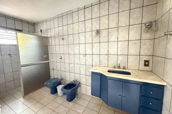 Casa Comercial à Venda – Vila Santa Cruz