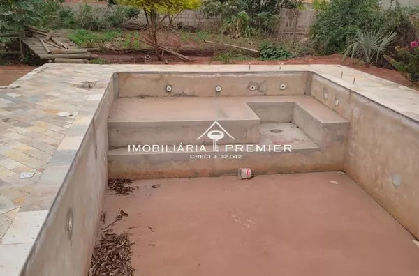 Rancho com 1.000m² - Mendonça/SP