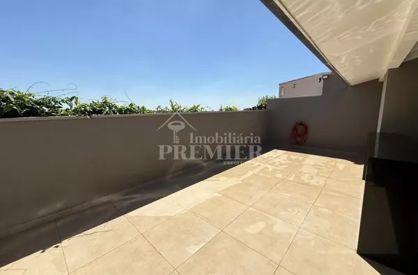Casa à venda no Condomínio Atenas — conforto, vista e lazer completo!