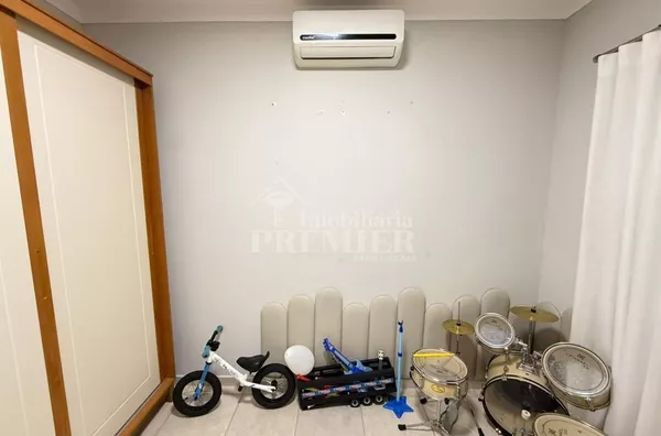 Casa à venda no Condomínio Atenas — conforto, vista e lazer completo!