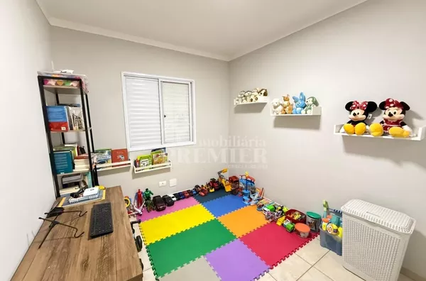 Casa à venda no Condomínio Atenas — conforto, vista e lazer completo!