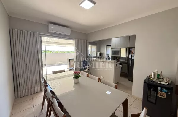 Casa à venda no Condomínio Atenas — conforto, vista e lazer completo!