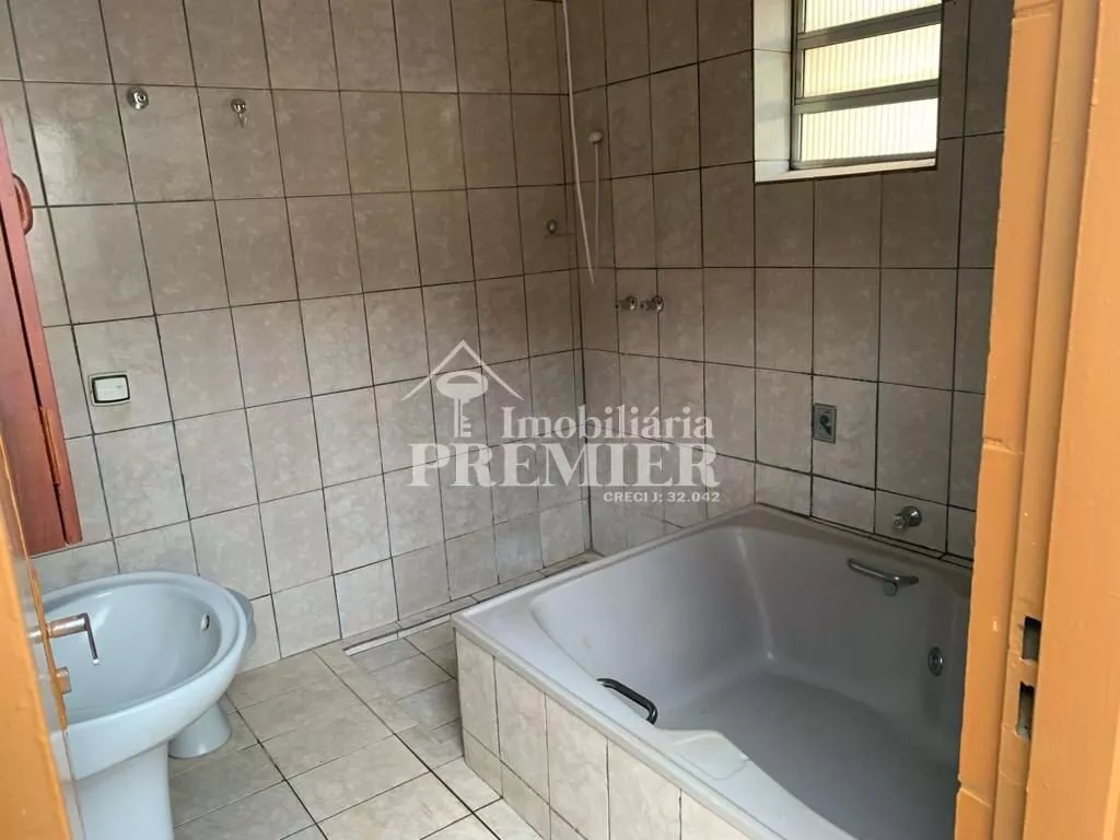 Casa com 3 quartos à venda, 280m² — foto 17 de 28