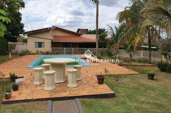 COD.: CH2171V - Chácara - 4 Dormitórios -  Estância Bortoluzzo - Cedral/SP