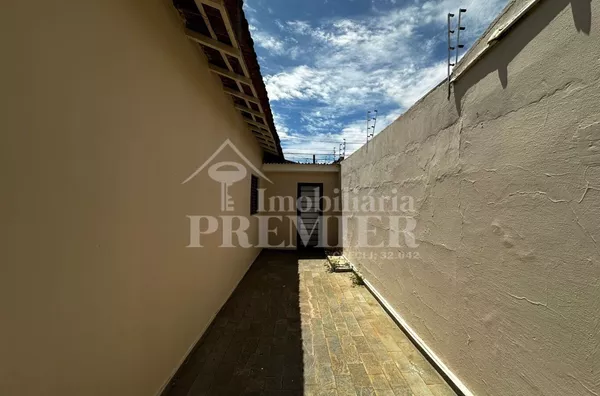 Casa residencial - 3 dormitórios - Jardim do Bosque - São José do Rio Preto/SP