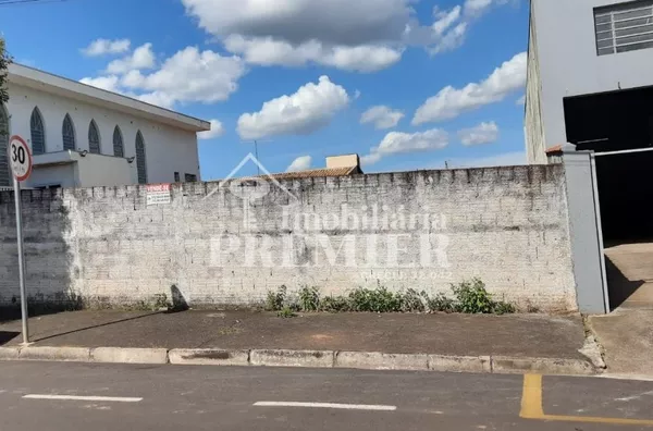 Cód.: LO2748- Terreno - 360 m² - Centro - Engenheiro Schimdt/SP