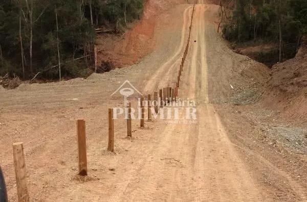 Cód.; FA2919 -Fazenda - 1952 hectares - Poconé/MT