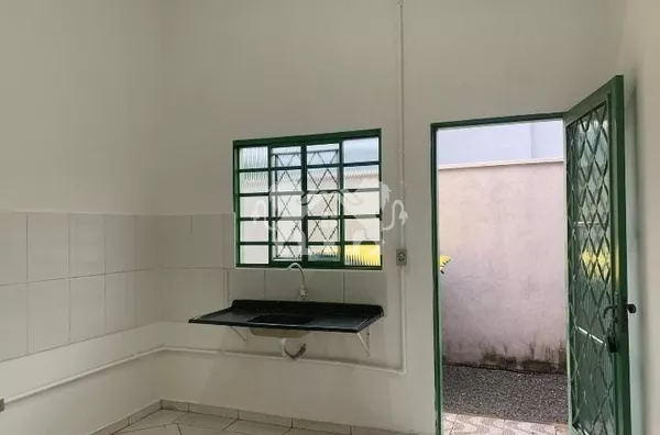 Kitinet para aluguel SETOR COMERCIAL