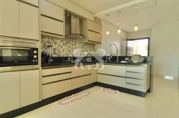 Sobrado a venda no Residencial Deville