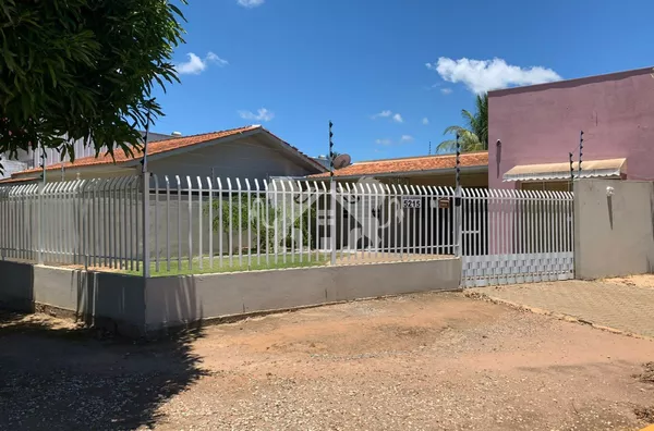 Casa res/salão com para venda, 2 quarto(s),  Jardim Primavera, Sinop