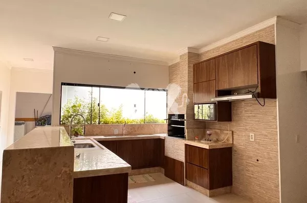 Casa para venda,  Residencial. Bela Suiça, Sinop