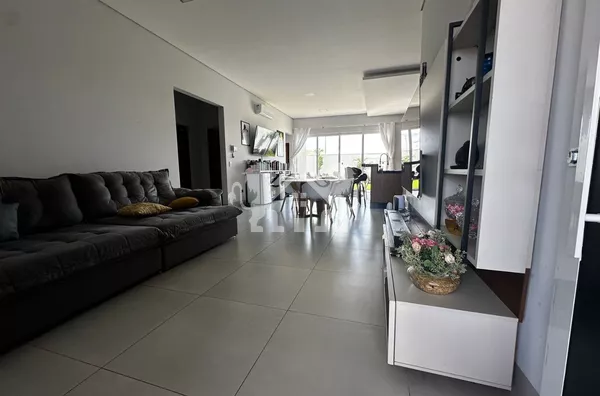 Casa para venda, 2 quarto(s),  Residencial Aquarela Das Artes, Sinop