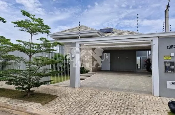 Casa para venda, 02 quartos + 01 Suite Master-  Riviera Suiça, Sinop