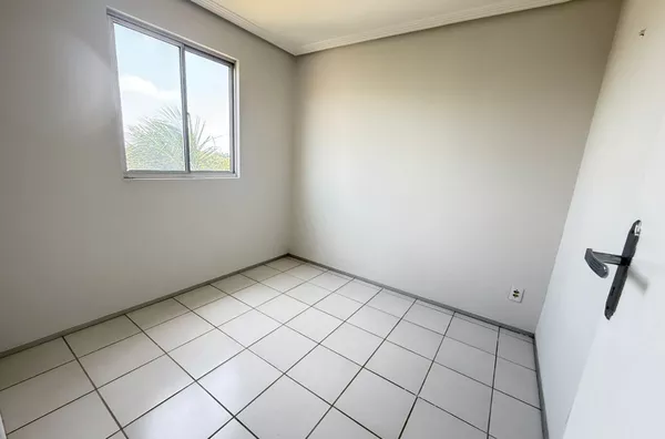 Apartamento para aluguel,  Lagoa Redonda, Fortaleza