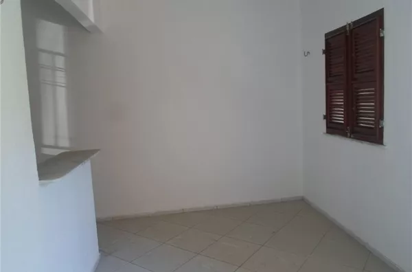 Apartamento com 2 dormitórios para alugar, 55 m² por R$ 700,00/mês - Messejana - Fortaleza/CE
