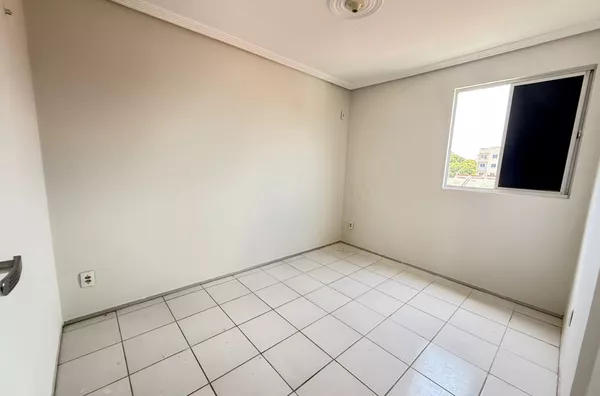Apartamento para aluguel,  Lagoa Redonda, Fortaleza