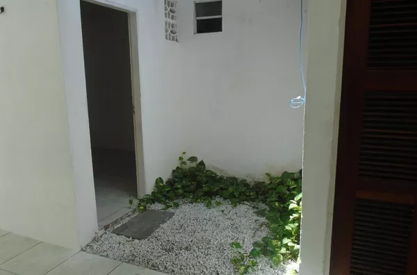 Casa com 2 dormitórios para alugar por R$ 1.600,00/mês - Messejana - Fortaleza/CE