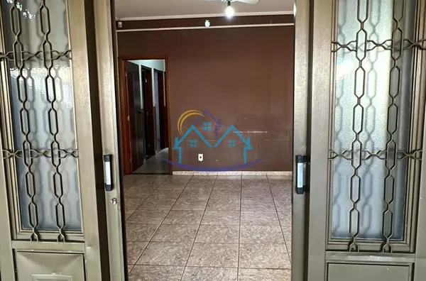  Vila Engler c/ terreno amplo