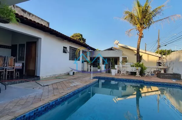 Santa Luzia c/ Piscina + Terreno Amplo