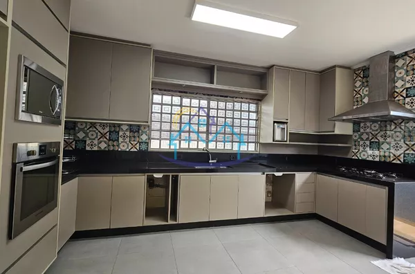 Núcleo Residencial Presidente Geisel ótima localização