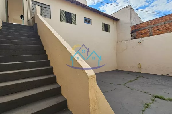 Jardim América Localizada na Avenida Principal