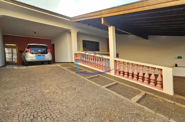 Jardim Petrópolis/ Bela Vista Espaçosa + terreno amplo