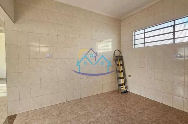 Vila Souto c/ Terreno Amplo  