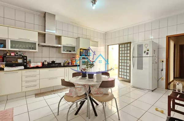  Jardim Santana Cômodos Espaçosos + Edícula