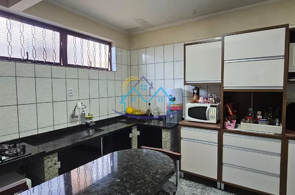 Jardim Bela Vista Casa + 4 Kitinetes Alugadas  