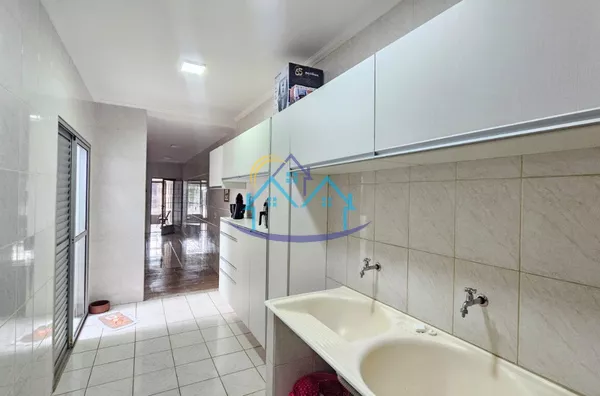 Vila industrial condomínio fechado Bosque da Saúde