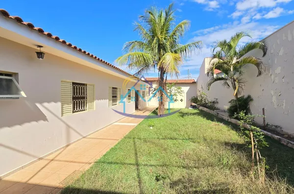 Alto Paraiso + Terreno Grande + Excelente localização
