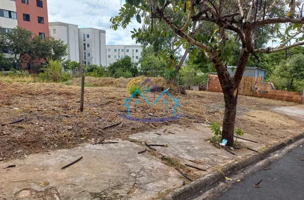 Parque União Terreno Perto da Rua Alves Seabra