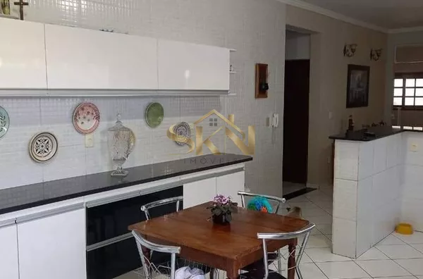 Jardim Bela Vista + Terreno Amplo + 3 Suítes + Ótima localização - Foto 9